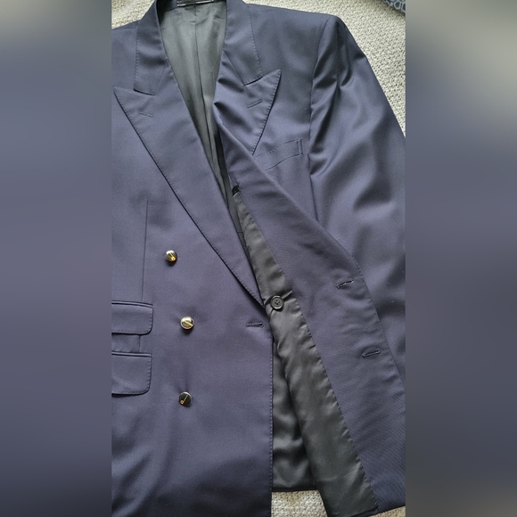 Dunhill Double Breasted Navy Blue Blazer with gold and black logo D buttons - Picture 11 of 16